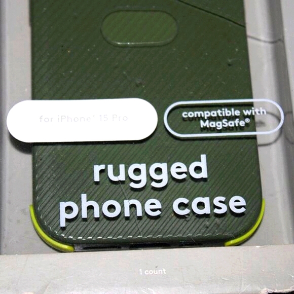 π± Heyday Rugged Phone Case for iPhone 15 Pro - NIB | Olive Green | MagSafe - Picture 4 of 5